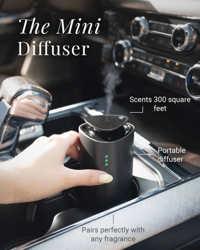 ✨ Elevate your travel experience with The Mini diffuser.

Choose from three different scent modes and fill your car with a fresh, inviting fragrance.

Try diffusing Fine Suede for that irresistible fragrance of fine leather.
.
.
#diffuser #cardiffuser #homediffuser